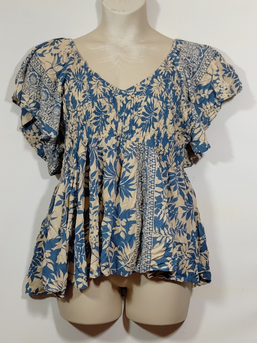 Smocked V-Neck Floral Peasant Blouse in Blue and Cream